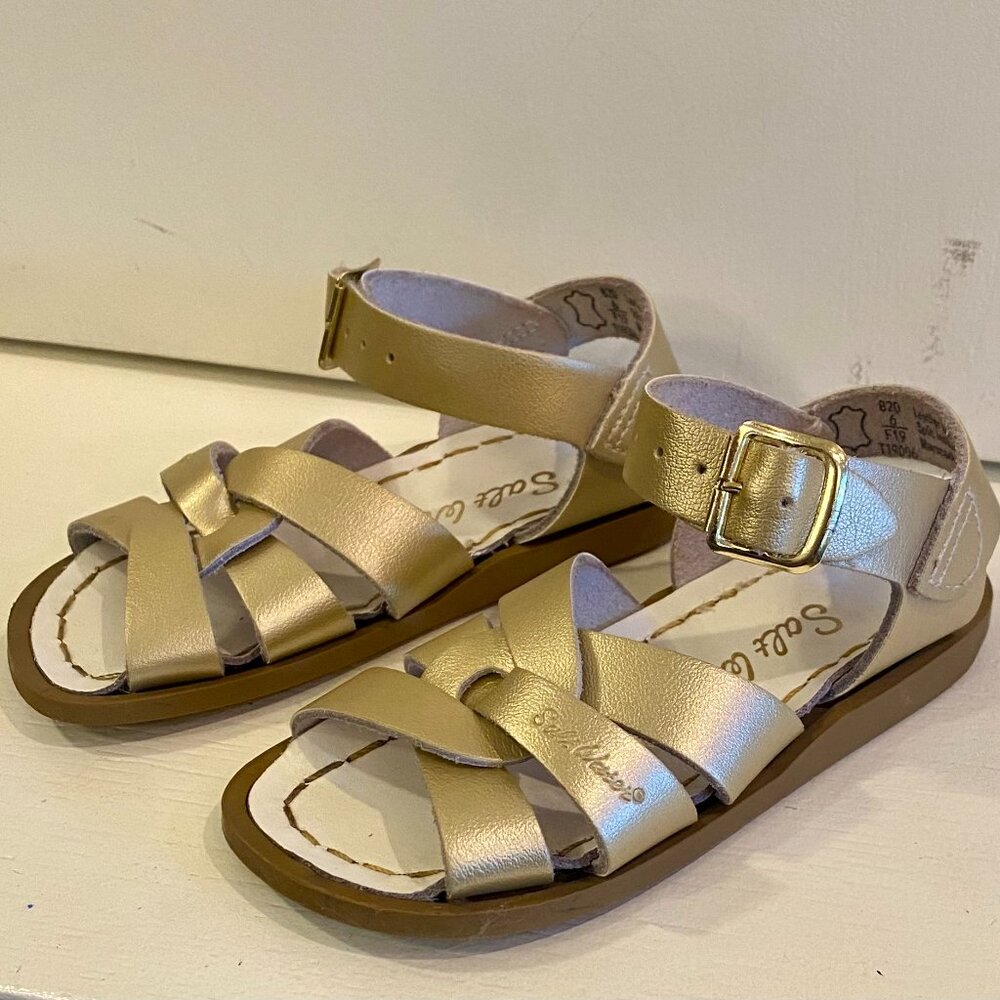 Salt Water Sandals by Hoy Girls Metallic Gold Leather Fisherman Sandals